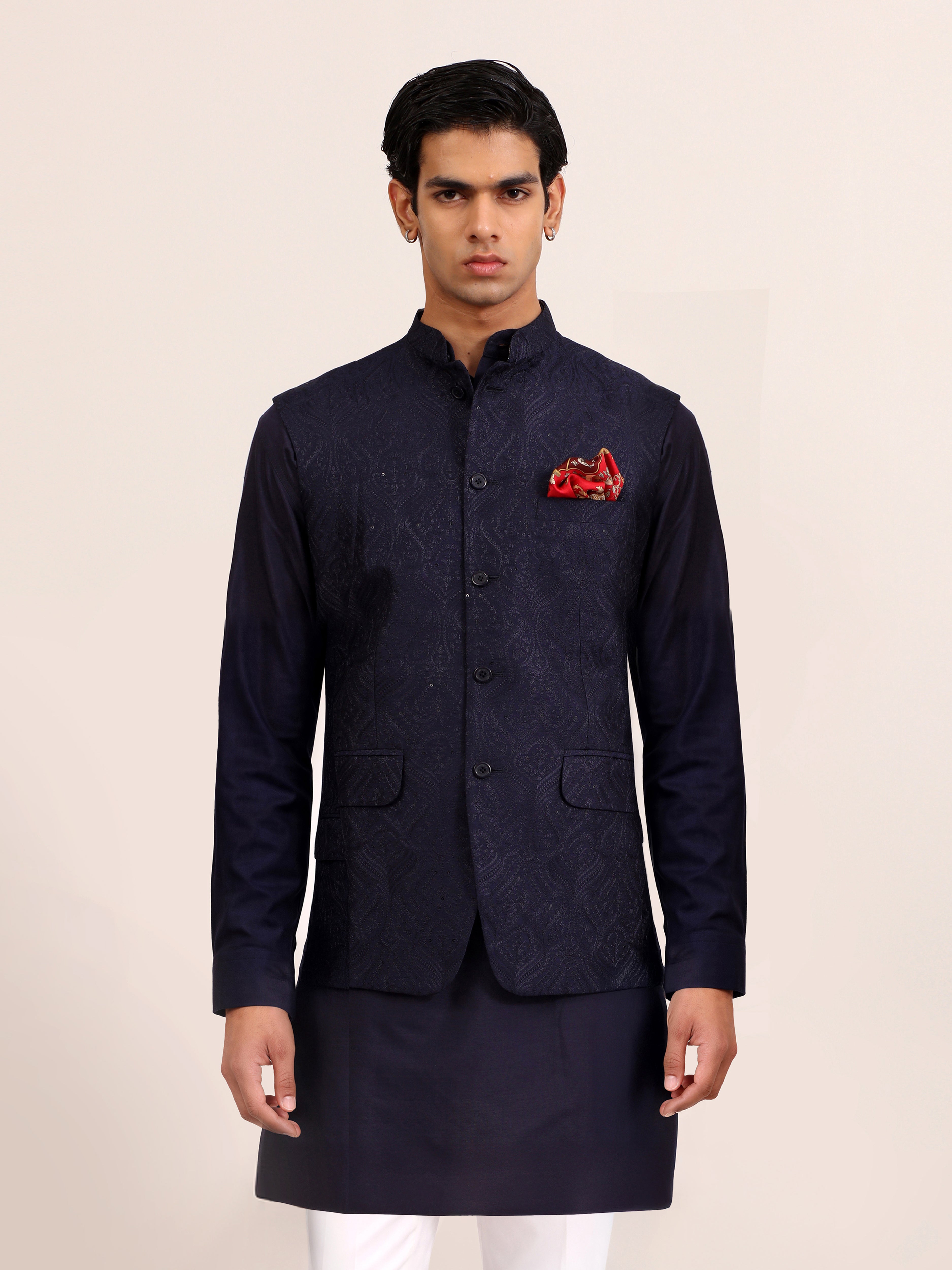 BLACK TRAVERSE WAISTCOAT