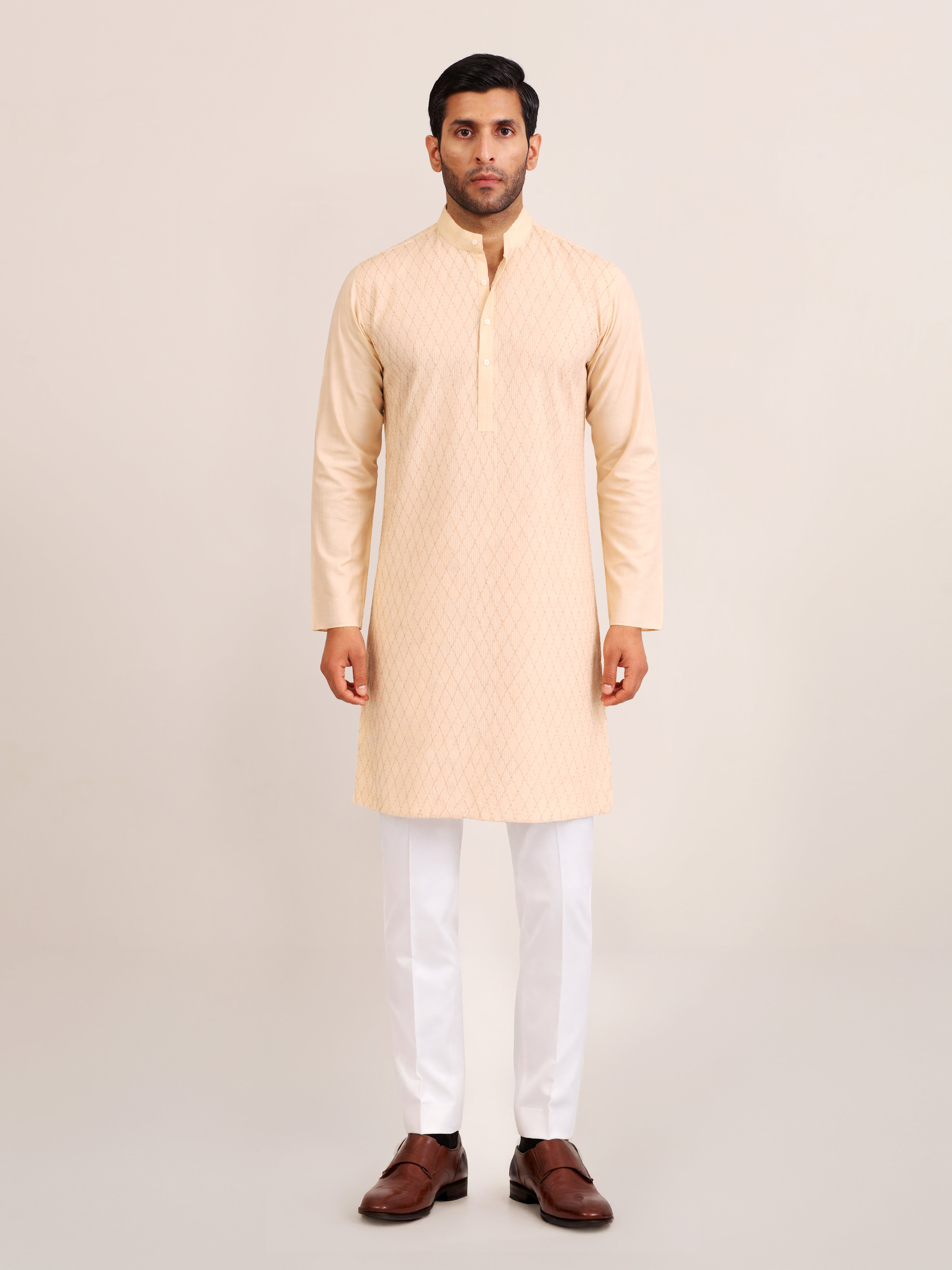 CRÈME TEXTURED SHORT KURTA
