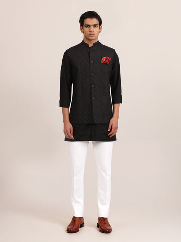 BLACK TRAVERSE WAISTCOAT