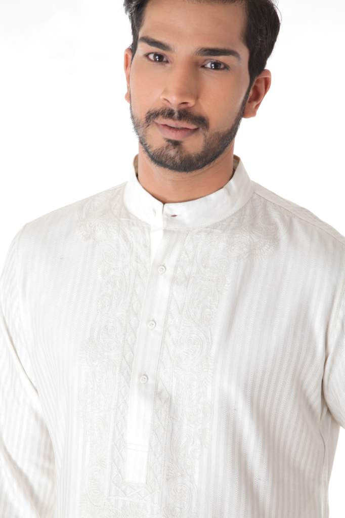 OFF WHITE BLEND JACQUARD KURTA WITH FRONT EMBROIDERY & CHURIDAR